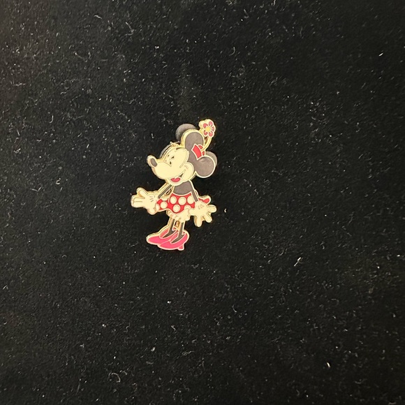Minnie Mouse Disney pin - Picture 1 of 1